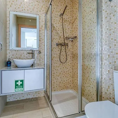 Apartmán Two Bed In Albur Village, 2g *