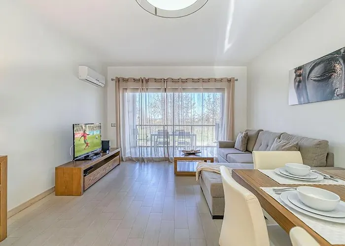 Two Bed In Albur Village, 2g 아파트 *